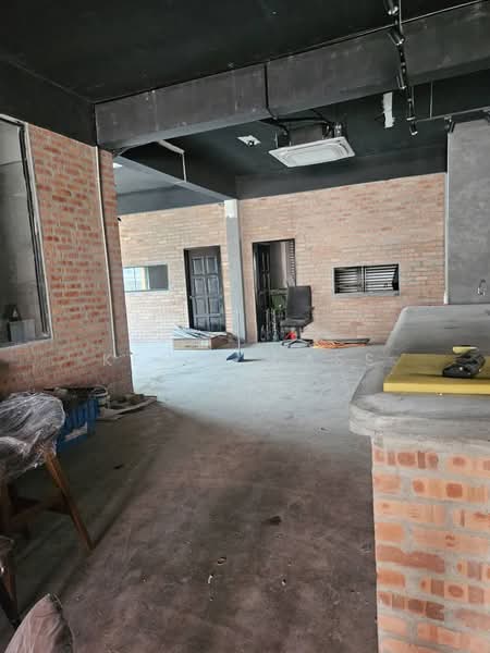 Shop for Rent in Shah Alam (Selangor) - Kevin Dass - Interior - PropertyGuru.com.my