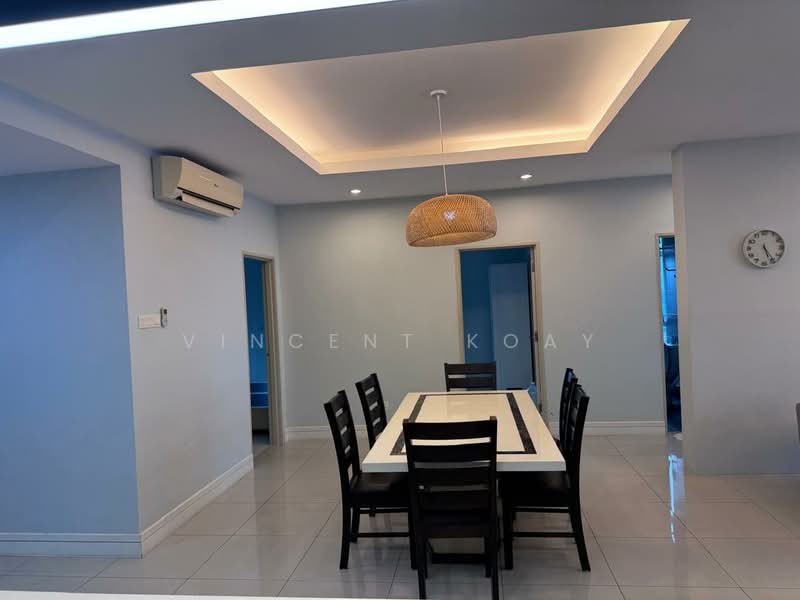 Condominium for Sale at 10 Island Resort - Vincent Koay - Dining Room - PropertyGuru.com.my