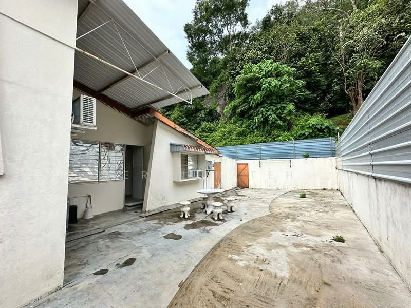 Rumah Berkembar untuk Disewa di Pulau Tikus (George Town) - SERENEN TEH - Exterior - PropertyGuru.com.my