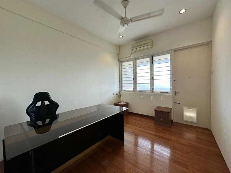 Rumah Berkembar untuk Disewa di Pulau Tikus (George Town) - SERENEN TEH - Study - PropertyGuru.com.my