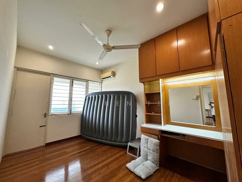 Rumah Berkembar untuk Disewa di Pulau Tikus (George Town) - SERENEN TEH - Bedroom - PropertyGuru.com.my