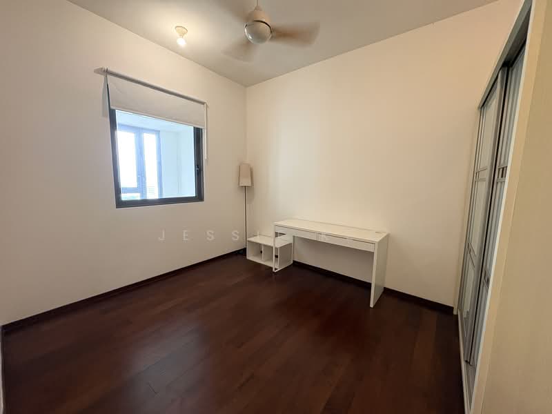 Condominium for Sale at The Breezeway - Jessie Kee - Bedroom - PropertyGuru.com.my