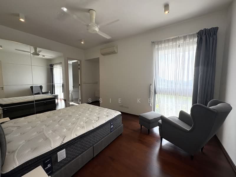 Condominium for Sale at The Breezeway - Jessie Kee - Bedroom - PropertyGuru.com.my