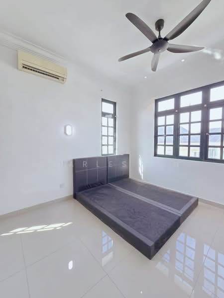 Bungalow for Rent in Sepang (Selangor) - Charles Tan - Bedroom - PropertyGuru.com.my