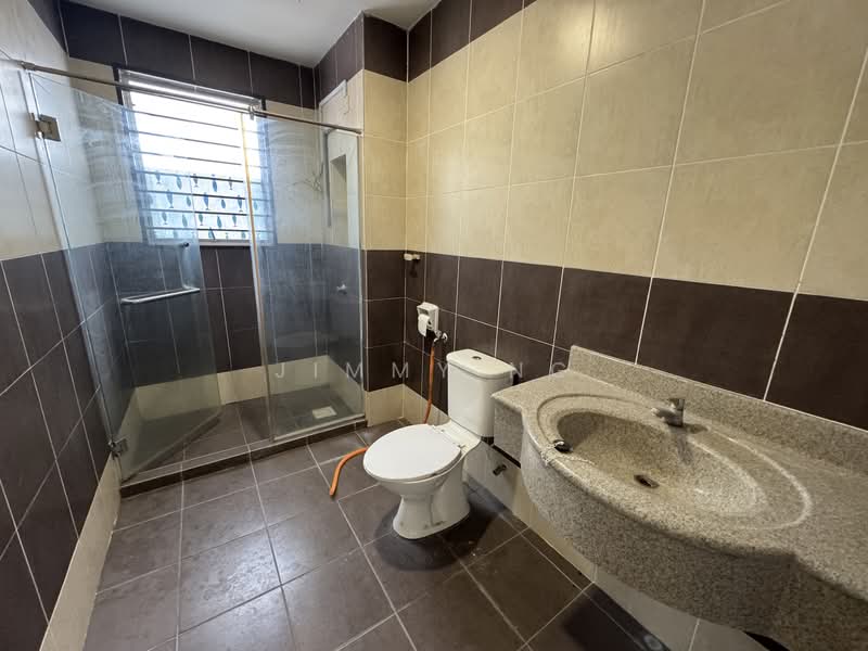 2-storey Terraced House for Sale in Bandar Baru Sungai Long (Kajang) - Jimmy Ng - Bathroom - PropertyGuru.com.my