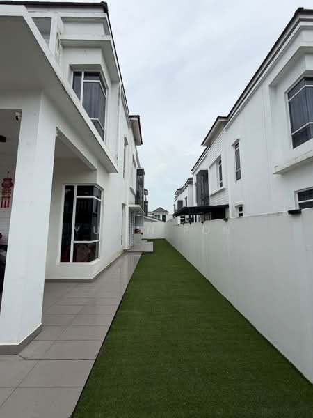 Rumah Kluster untuk Dijual di Setia Tropika (Johor Bahru) - YUYIN POH - Exterior - PropertyGuru.com.my