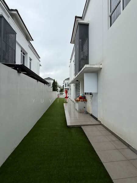 Rumah Kluster untuk Dijual di Setia Tropika (Johor Bahru) - YUYIN POH - Exterior - PropertyGuru.com.my