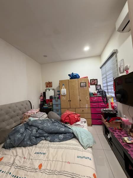 Rumah Kluster untuk Dijual di Setia Tropika (Johor Bahru) - YUYIN POH - Bedroom - PropertyGuru.com.my