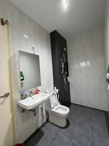 Rumah Kluster untuk Dijual di Setia Tropika (Johor Bahru) - YUYIN POH - Bathroom - PropertyGuru.com.my