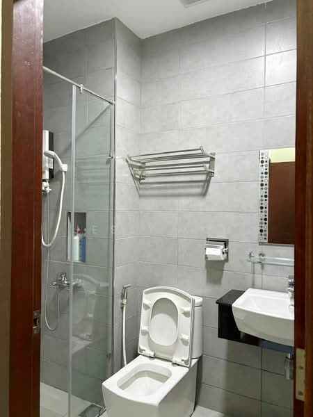 Service Residence for Rent at Paragon Suites @ CIQ - Jessy Koh - Bathroom - PropertyGuru.com.my