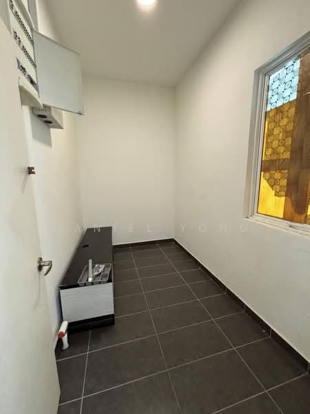 Service Residence for Sale at Pinnacle Tower - Daniel Yong - Interior - PropertyGuru.com.my