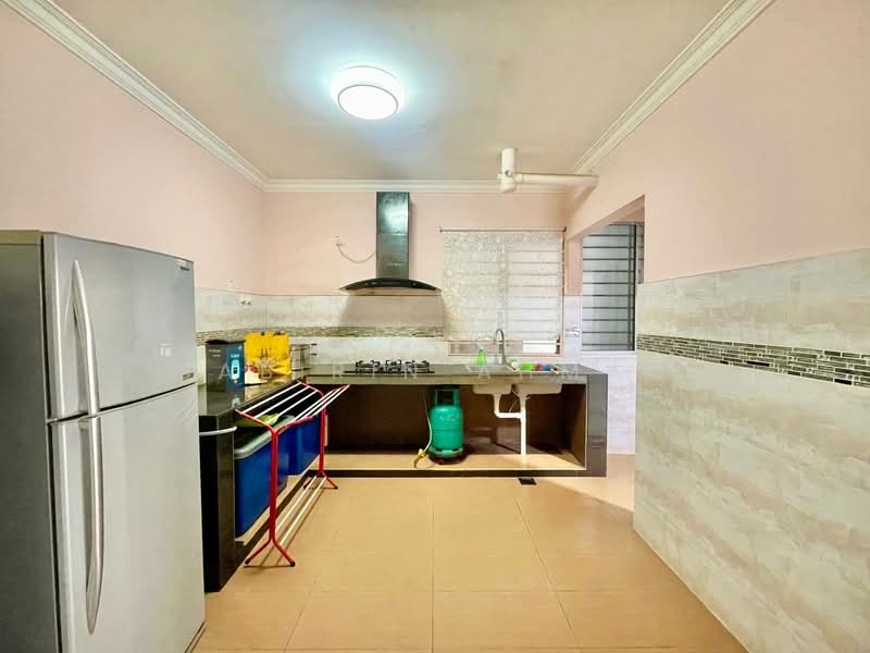Condominium for Sale at Magna Ville - Sabirin Ahmad - Kitchen - PropertyGuru.com.my