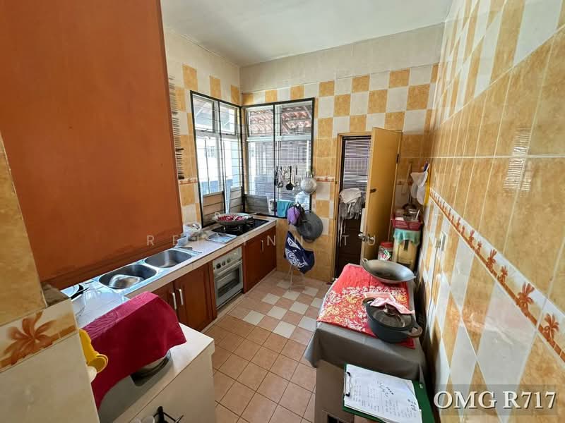 2-storey Terraced House for Sale in Setia Alam (Selangor) - Reilynn Tue - Kitchen - PropertyGuru.com.my