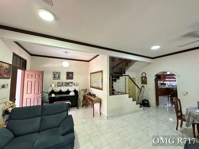 2-storey Terraced House for Sale in Setia Alam (Selangor) - Reilynn Tue - Living Room - PropertyGuru.com.my