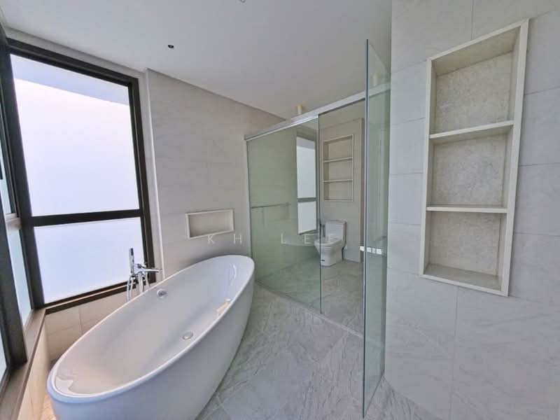 Service Residence for Sale at Jendela Residences - KH LEE - Bathroom - PropertyGuru.com.my