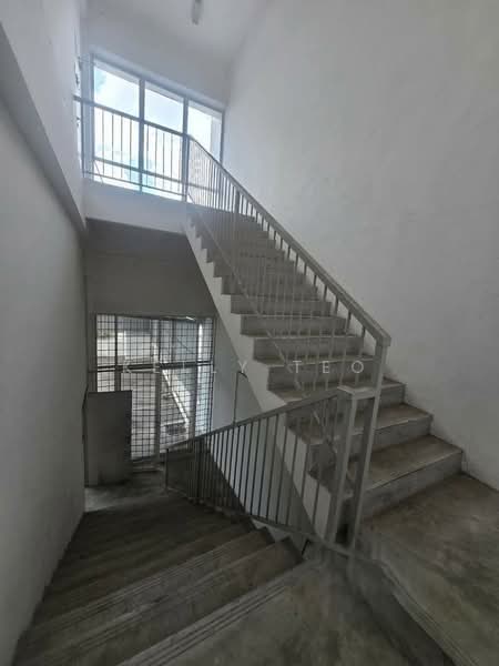 Factory for Rent in Taman Perindustrian Air Hitam (Klang) - Kelly Teo - Corridor - PropertyGuru.com.my