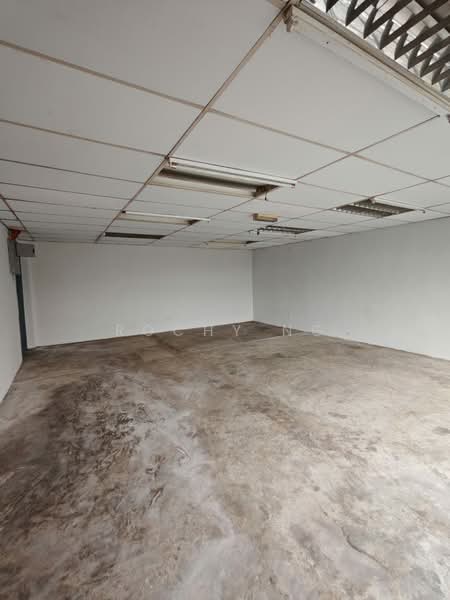 Terrace Factory for Rent in Taman Perindustrian Murni Senai (Senai) - Rochy Ng - Interior - PropertyGuru.com.my