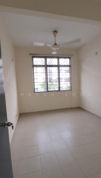Apartment for Sale at Subang Perdana Goodyear Court 9 - Johnson Khoo - Bedroom - PropertyGuru.com.my