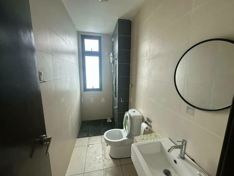 Service Residence for Rent at 8Scape Residence @ Sutera - Alisa Liang - Bathroom - PropertyGuru.com.my