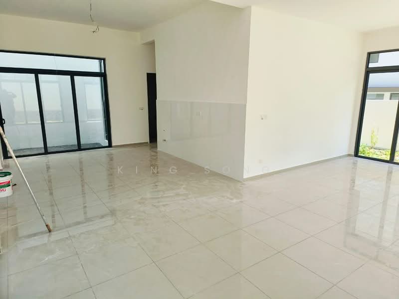 Semi-Detached House for Sale in Bemban (Melaka) - King Song - Living Room - PropertyGuru.com.my