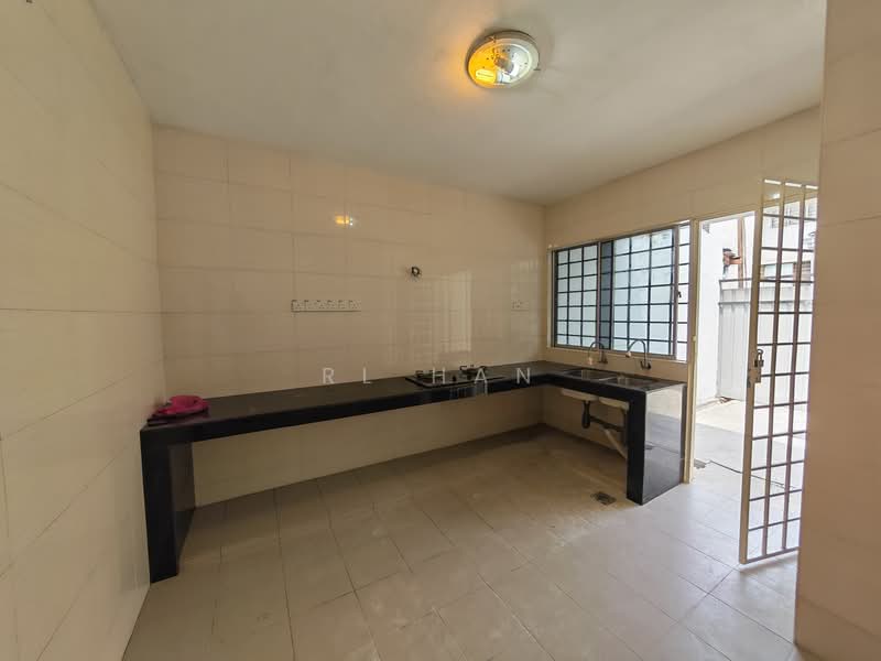 Rumah Teres 2 Tingkat untuk Dijual di SS18 (Subang Jaya) - RL Han - Kitchen - PropertyGuru.com.my