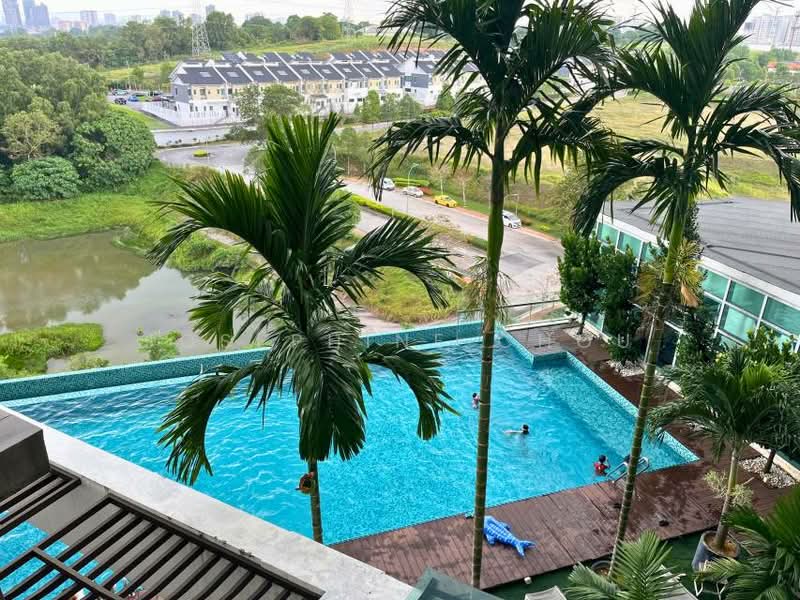 Service Residence for Sale at Temasya 8 - Josephine Chou - Pool - PropertyGuru.com.my