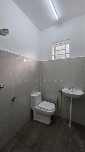 2-storey Terraced House for Sale in Pekan Razaki (Ipoh) - YY Cheah - Bathroom - PropertyGuru.com.my
