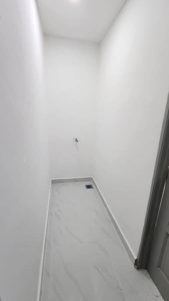 2-storey Terraced House for Sale in Taman Titiwangsa (Kluang) - Elson Yong - Interior - PropertyGuru.com.my