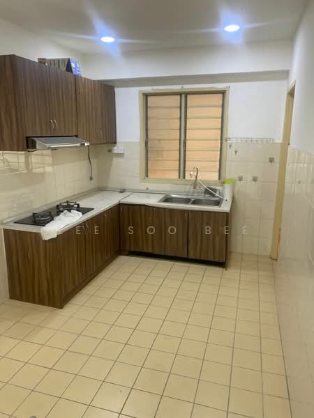 Pangsapuri untuk Disewa di Sri Lavender Apartment - Lee Soo Bee - Kitchen - PropertyGuru.com.my