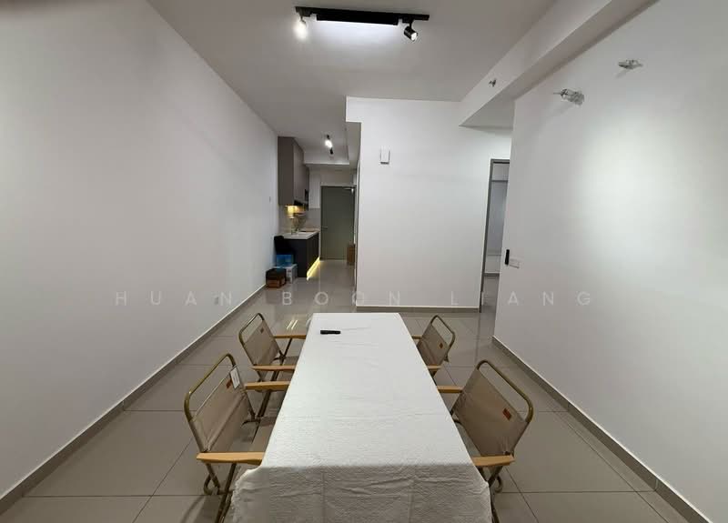 Servis Apartment untuk Disewa di D'Vine - Huan Boon Liang - Dining Room - PropertyGuru.com.my