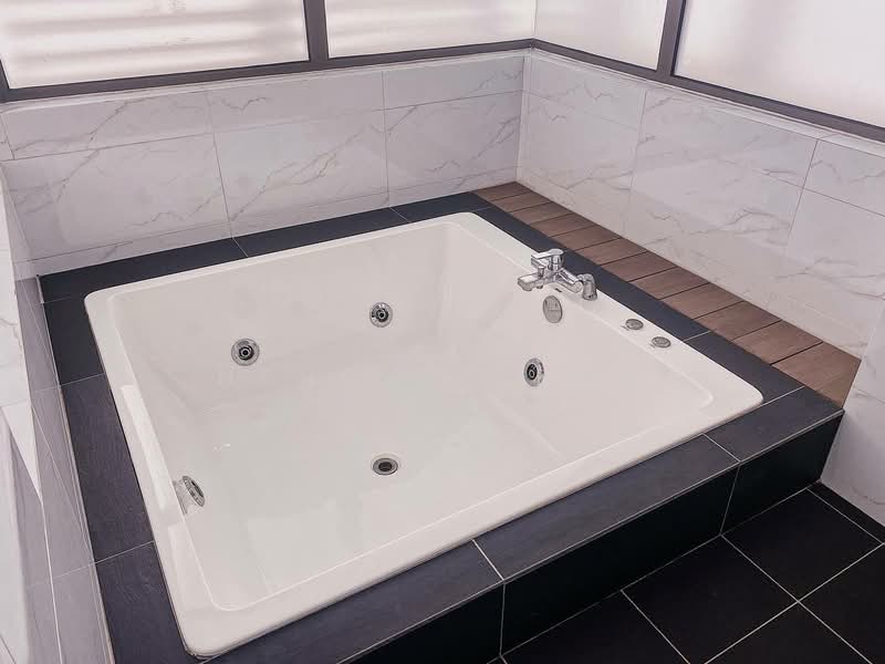 Semi-Detached House for Rent in Johor Bahru (Johor) - Henric Chng - Bathroom - PropertyGuru.com.my