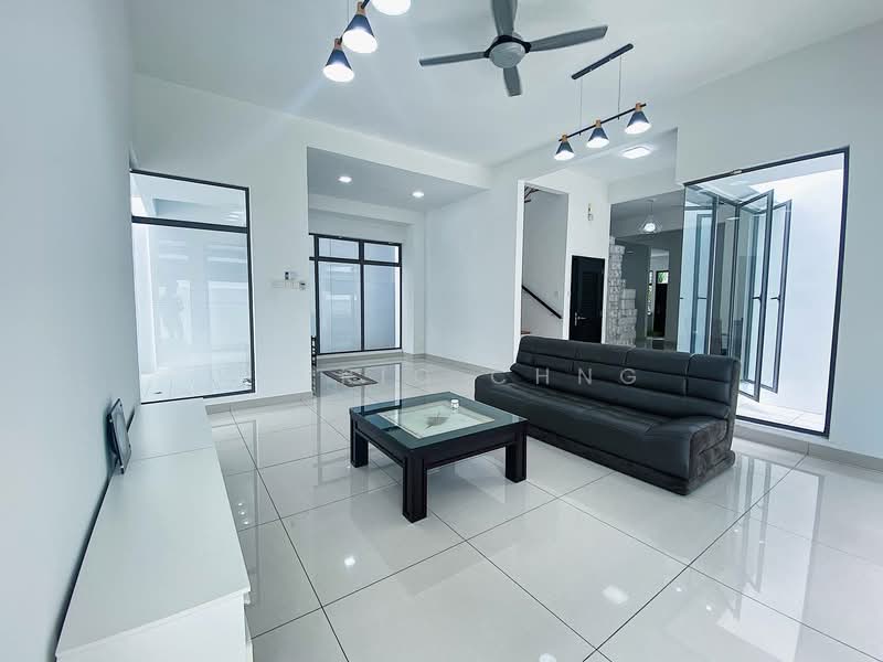 Semi-Detached House for Rent in Johor Bahru (Johor) - Henric Chng - Living Room - PropertyGuru.com.my