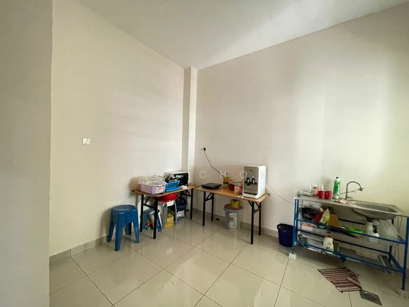 Cluster House for Sale in Taman Adda Heights (Tebrau) - Sean Chong - Kitchen - PropertyGuru.com.my