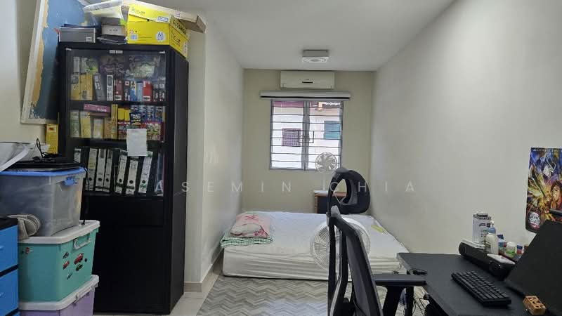 Rumah Teres 2 Tingkat untuk Dijual di Taman Petaling (Kepong) - Jasemin Chia - Bedroom - PropertyGuru.com.my