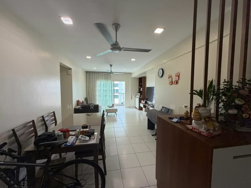 Kondominium untuk Dijual di First Residence (Residensi Unggul) - Sherry Chang - Living Room - PropertyGuru.com.my