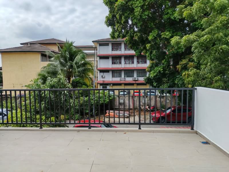 Terraced House for Sale in TAMAN PUCHONG UTAMA (Puchong) - Suresh Kumar - Exterior - PropertyGuru.com.my