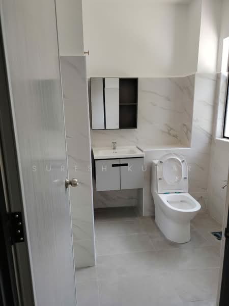 Terraced House for Sale in TAMAN PUCHONG UTAMA (Puchong) - Suresh Kumar - Bathroom - PropertyGuru.com.my