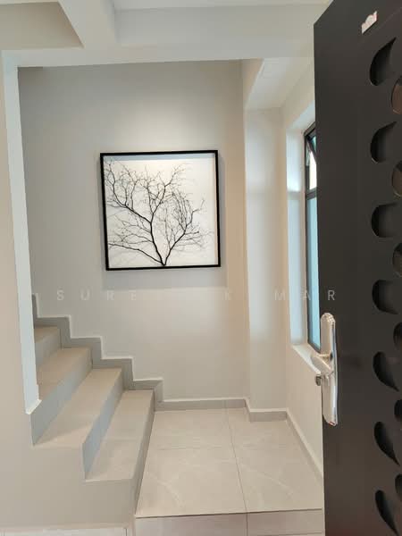 Terraced House for Sale in TAMAN PUCHONG UTAMA (Puchong) - Suresh Kumar - Entrance - PropertyGuru.com.my