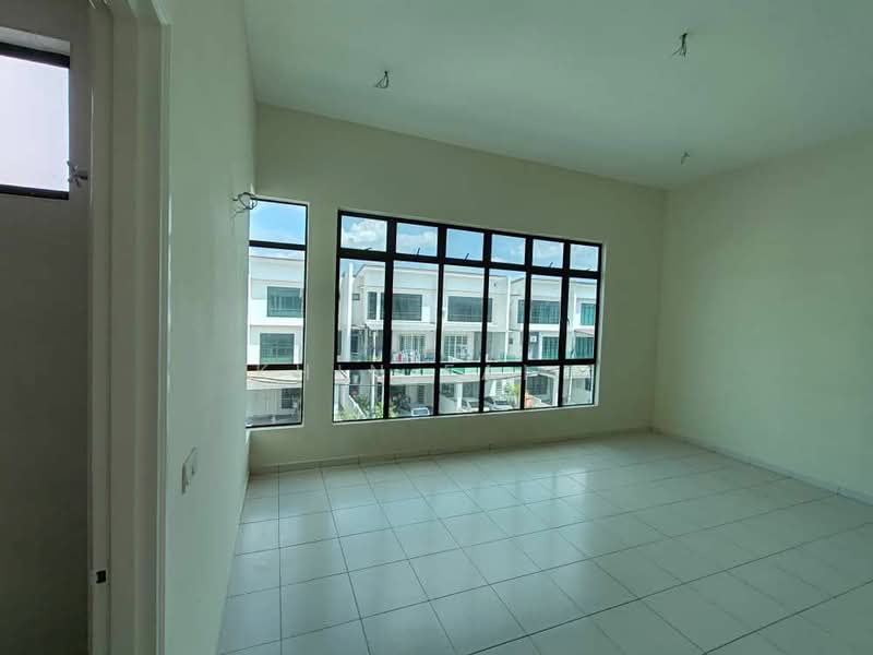 2.5-storey Terraced House for Sale in Taman Ozana Impian (Bukit Katil) - Khin Fai . - PropertyGuru.com.my