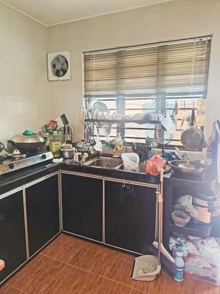 Rumah Teres 2 Tingkat untuk Dijual di Taman Pelangi (Johor Bahru) - Chia BH - Kitchen - PropertyGuru.com.my