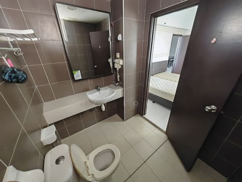 Pangsapuri untuk Dijual di Bayu Marina - Ivy Low - Bathroom - PropertyGuru.com.my
