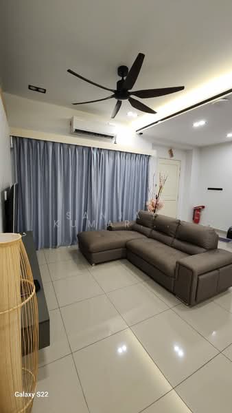 Rumah Teres 2.5 Tingkat untuk Disewa di Dengkil (Selangor) - Sanjay Kumar Sadananthan - Living Room - PropertyGuru.com.my