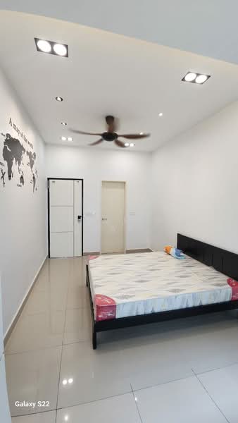 Rumah Teres 2.5 Tingkat untuk Disewa di Dengkil (Selangor) - Sanjay Kumar Sadananthan - Bedroom - PropertyGuru.com.my