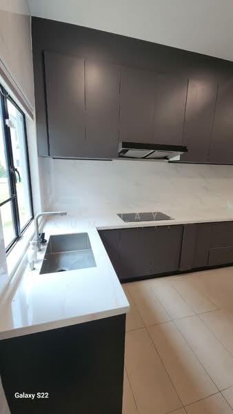 Rumah Teres 2.5 Tingkat untuk Disewa di Dengkil (Selangor) - Sanjay Kumar Sadananthan - Kitchen - PropertyGuru.com.my