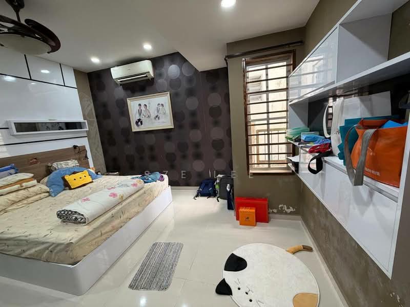 Rumah Berkembar untuk Dijual di Taman Megah Ria (Masai) - Sze Lee - Bedroom - PropertyGuru.com.my