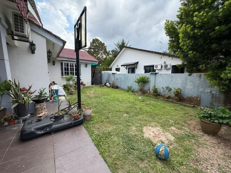 Rumah Berkembar untuk Dijual di Taman Megah Ria (Masai) - Sze Lee - Exterior - PropertyGuru.com.my