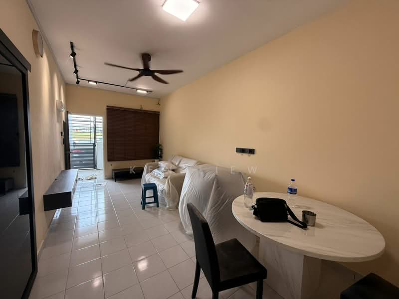 Rumah Bandar untuk Disewa di Bandar Putra (Kulai) - Ken Liew - Living Room - PropertyGuru.com.my