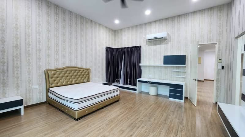 Rumah Teres 3 Tingkat untuk Dijual di Taman Desa Tebrau (Tebrau) - Bernice Gan - Bedroom - PropertyGuru.com.my