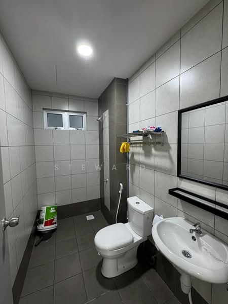 Servis Apartment untuk Disewa di One 49 Residence - Steward . - Bathroom - PropertyGuru.com.my