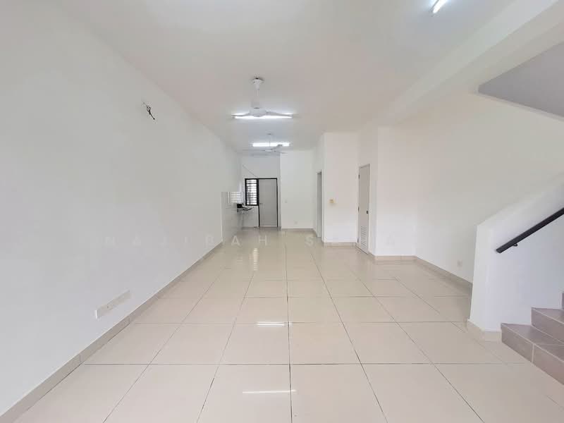 2-storey Terraced House for Sale in Banting (Selangor) - Najibah Sahari - PropertyGuru.com.my